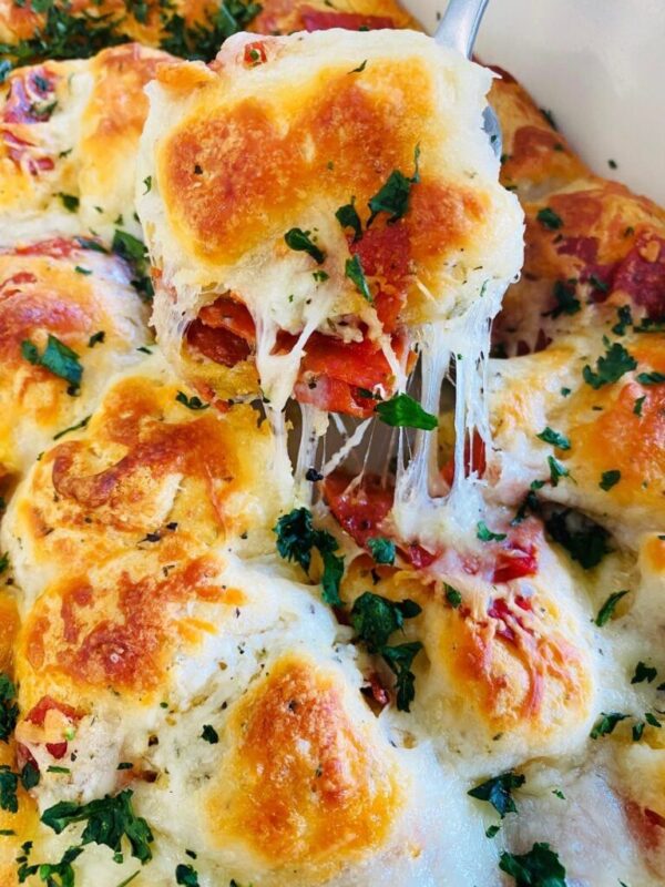 Cheesy Garlic Knots 4pc