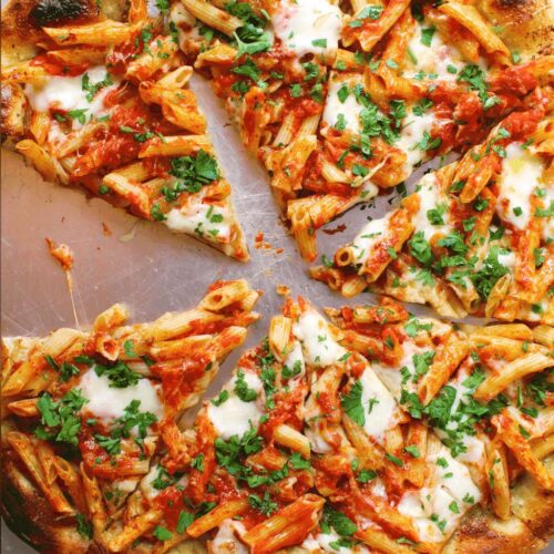 Penne vodka sauce pizza