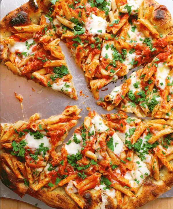 Penne vodka sauce pizza