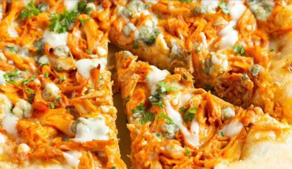 Buffalo Ranch Chicken pizza pie 18"