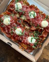 Burrata Square Pepperoni